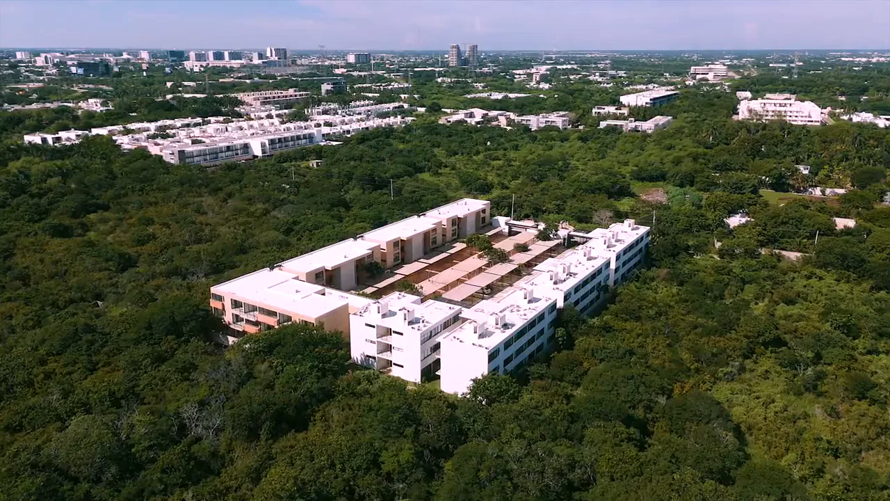 Vista aérea del norte de Mérida con desarrollo residencial contemporáneo